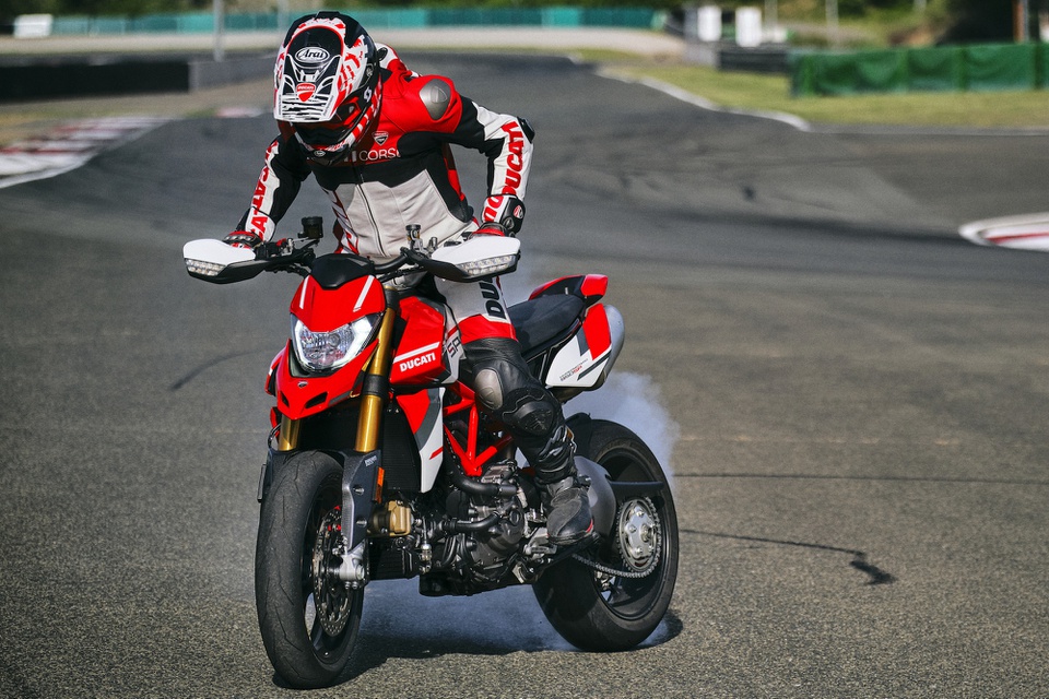 Ducati Hypermotard 950  môtô Italy nhập Thái giá 460 triệu  VnExpress