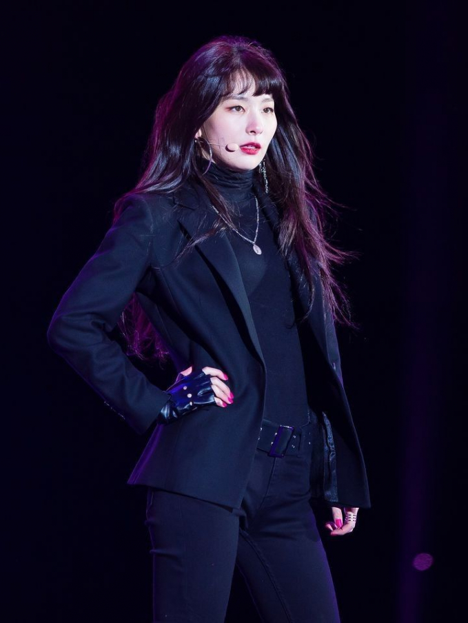 Cách phối đồ với áo vest nữ của Yoona SNSD Jisoo  Lisa Blackpink IU  Seulgi Red Velvet  Đẹp365