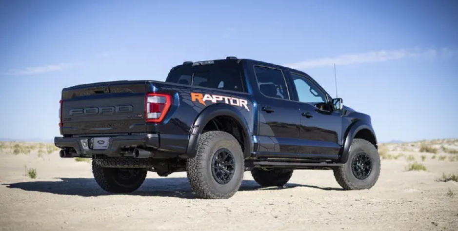 f 150 raptor phien ban r cua ford vua ra mat canh tranh voi ram 1500 trx hinh 2