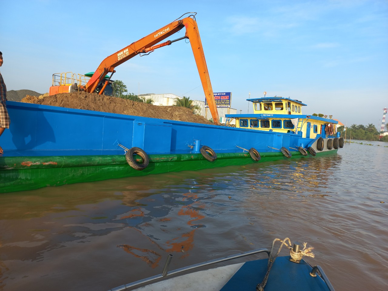 buoc ha tai 3 phuong tien duong thuy hinh 1