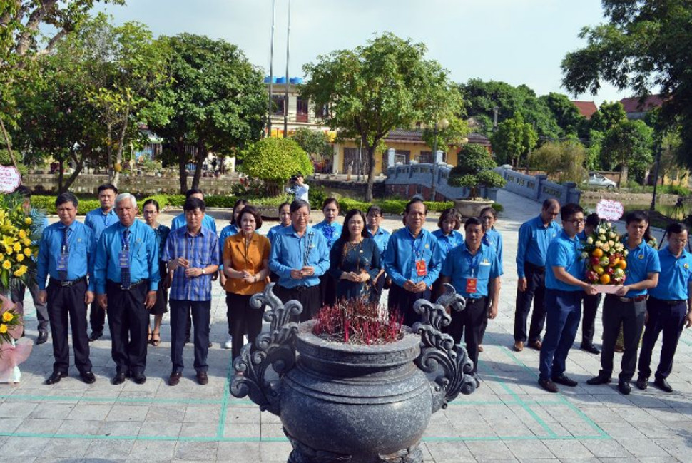 tri an nhung dong gop to lon cua tong bi thu nguyen van linh hinh 1