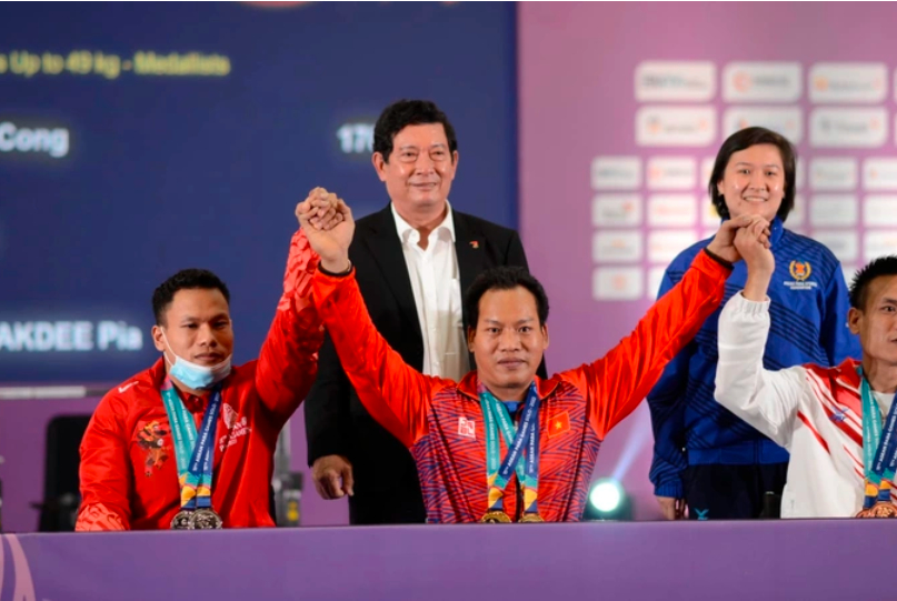 do cu le van cong bao ve thanh cong hcv cu ta asean para games 2022 hinh 2