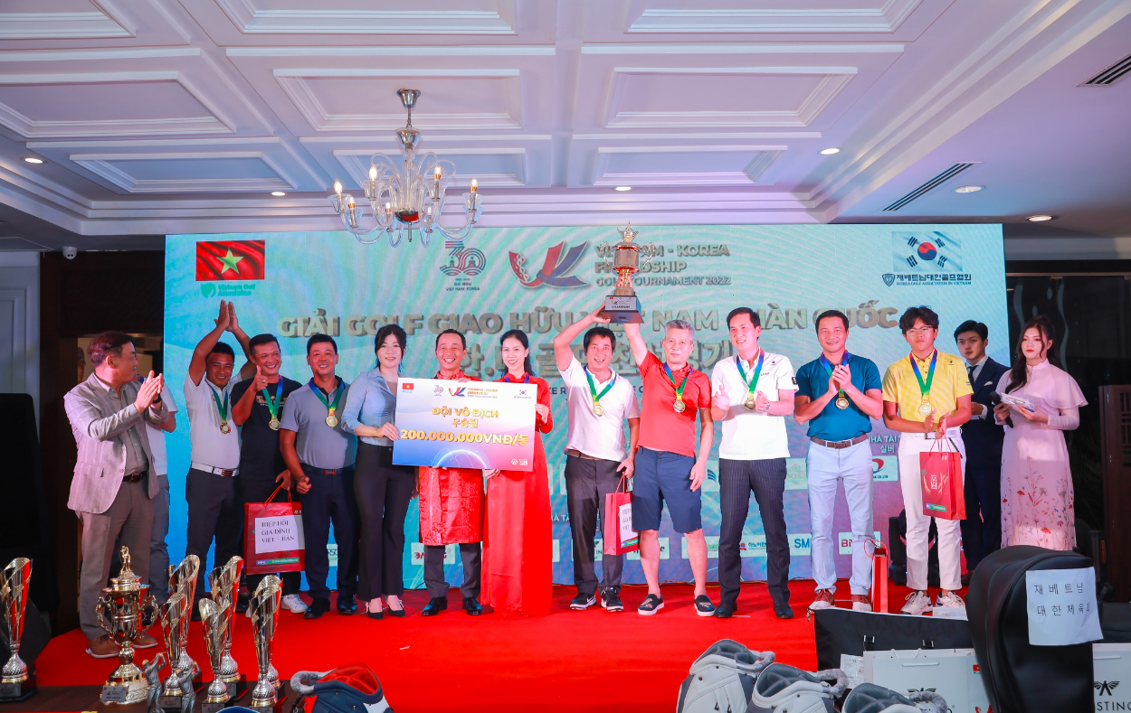 tuyen golf viet nam vo dich giai golf vietnam  korea friendship tournament 2022 hinh 1