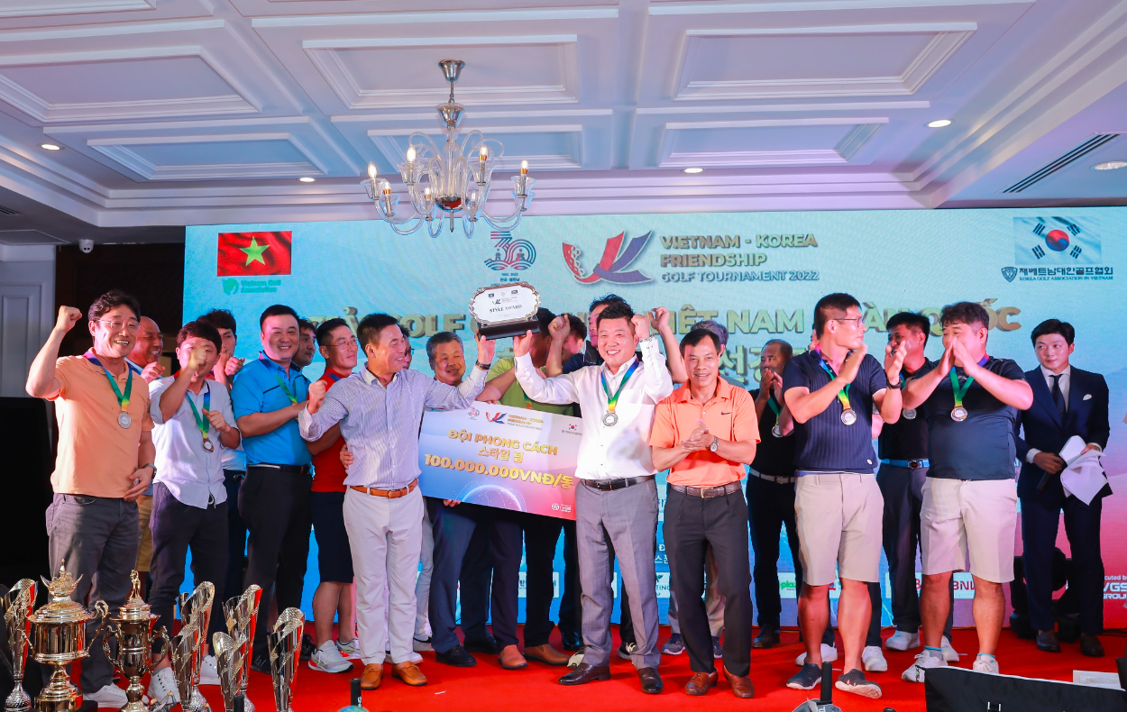 tuyen golf viet nam vo dich giai golf vietnam  korea friendship tournament 2022 hinh 2