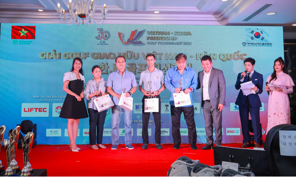 tuyen golf viet nam vo dich giai golf vietnam  korea friendship tournament 2022 hinh 3