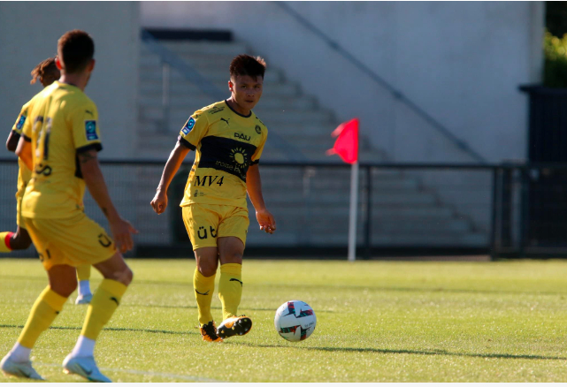 pau fc thua dam sochaux trong ngay quang hai choi du bi hinh 4