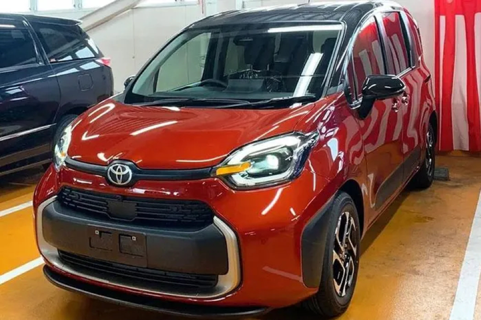 toyota sienta 2023 gia re so huu loat cong nghe an tuong hinh 1