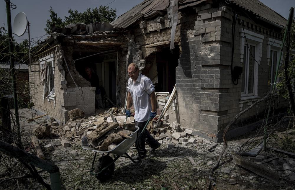 ukraine xac nhan mat 9000 quan trong cuoc xung dot voi nga hinh 2