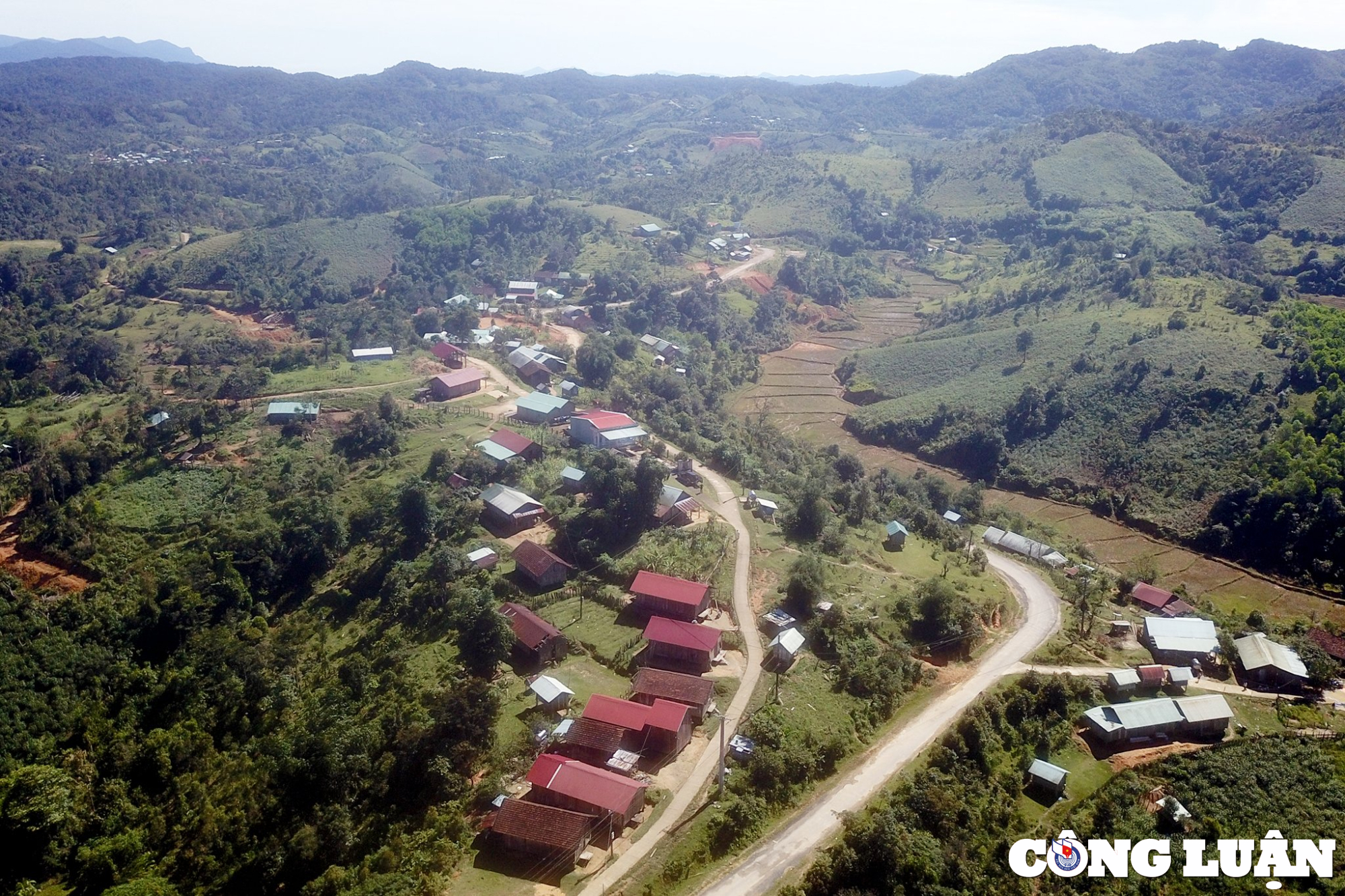 lien tiep xay ra dong dat tai kon tum chinh quyen de nghi som tim ra nguyen nhan hinh 1