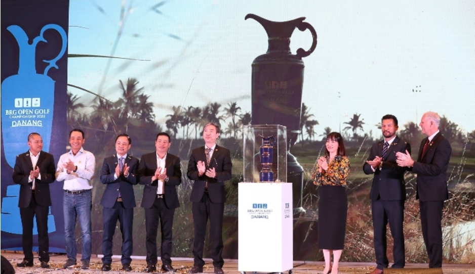 net doc dao co mot khong hai tai san golf dang cai giai golf brg open golf championship da nang 2022 hinh 1