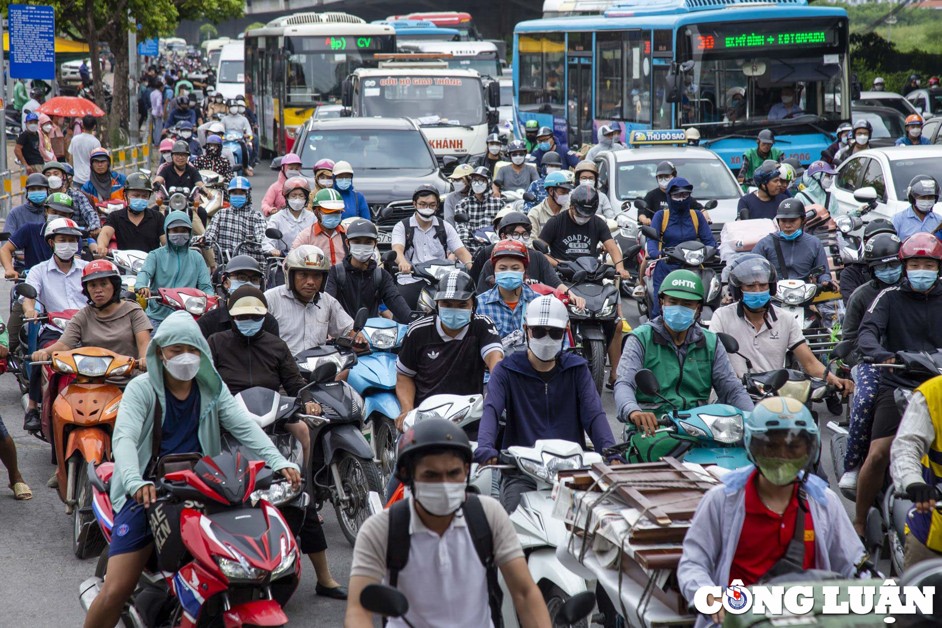 ha noi thi diem dieu chinh giao thong nut giao duong ton that thuyet hinh 1