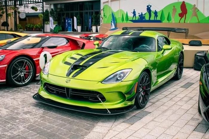 dodge viper acr snakeskin phien ban gioi han xuat hien tai viet nam hinh 1