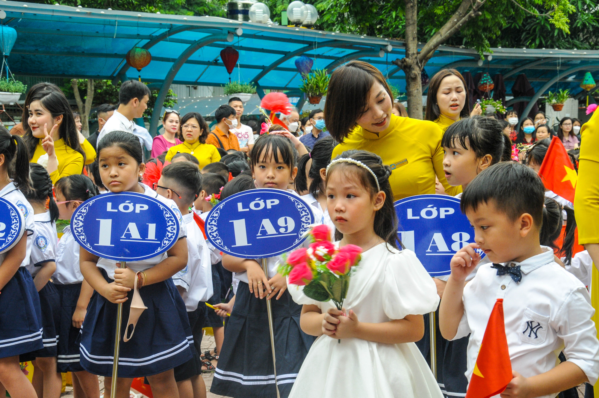 ha noi hoc sinh lop 1 phan khoi du le khai giang nam hoc moi hinh 5