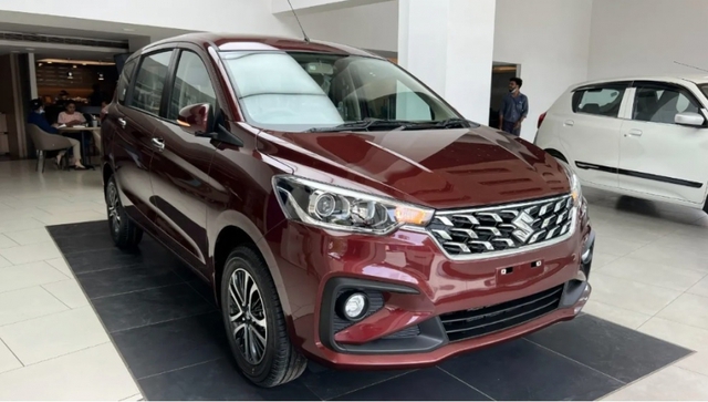 suzuki ertiga hybrid xac nhan ban tai viet nam gia du kien 5186 trieu dong hinh 2