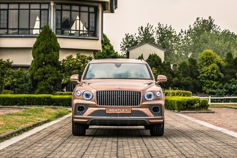 bentley bentayga ewb 2023 co gia tu 19 ty dong tai viet nam hinh 2