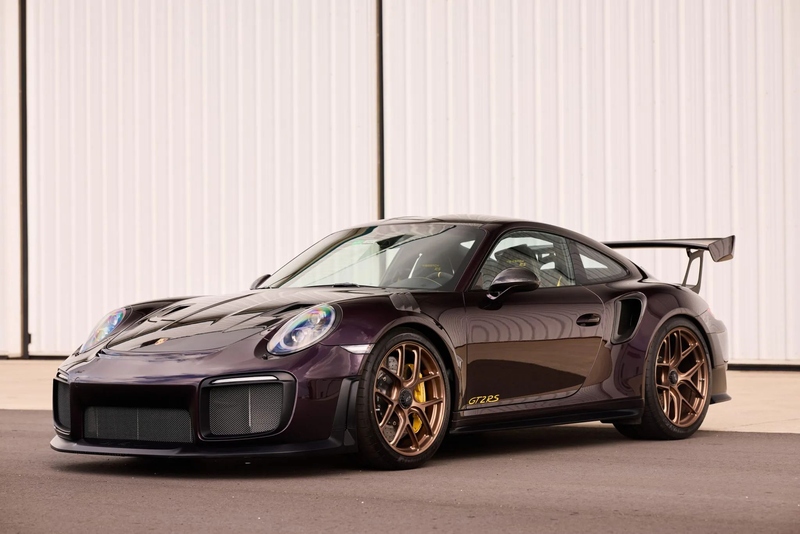 can canh porsche 911 gt2 rs mau tim duoc tra gia hon 8 ty dong hinh 3