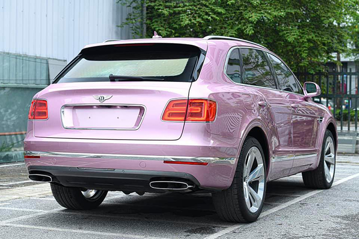 hang hiem bentley bentayga mau passion pink tai viet nam duoc chao ban voi gia 8 ty dong hinh 4