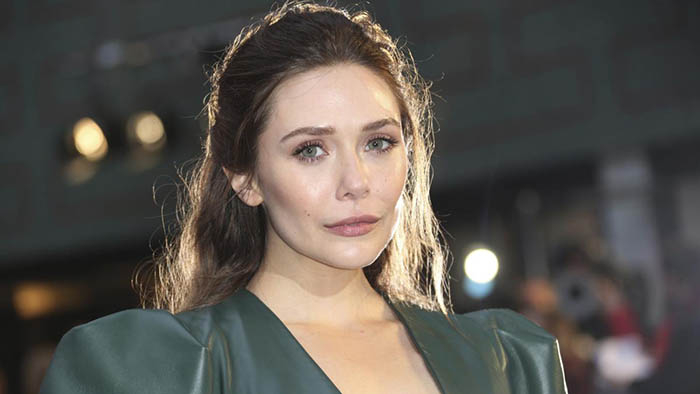 elizabeth olsen that vong vi ky xao trong vu tru marvel hinh 3