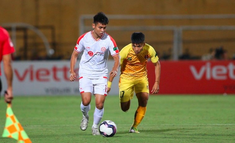 viettel fc danh roi chien thang truoc hai phong tren san hang day hinh 3