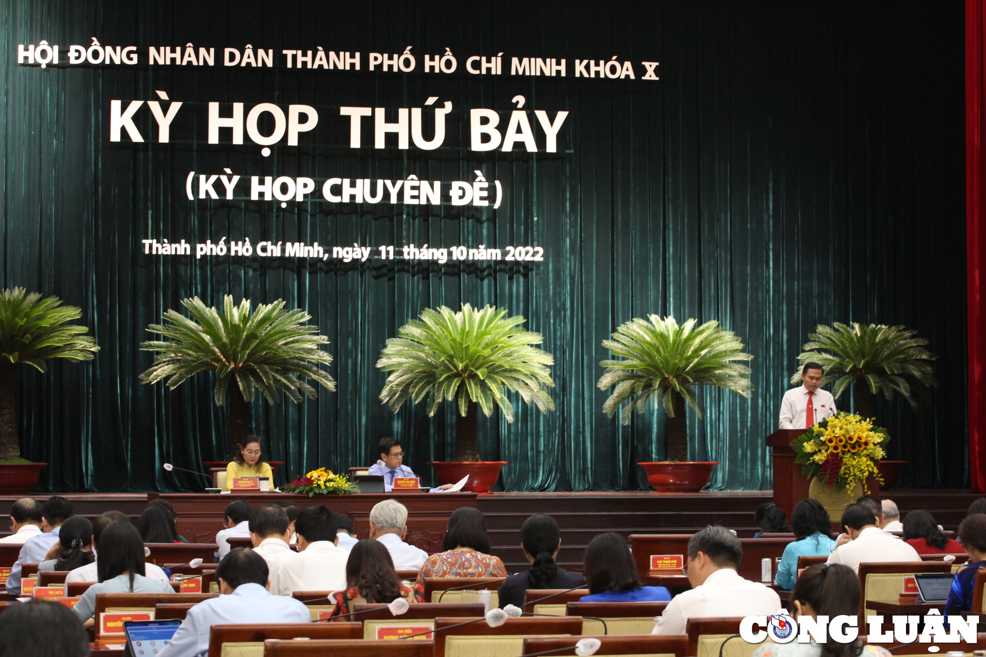 ong nguyen thanh phong thoi lam dai bieu hdnd tp hcm hinh 1