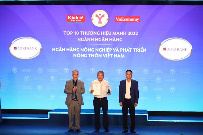 agribank top10 thuong hieu manh nganh ngan hang tai chinh nam 2022 hinh 1