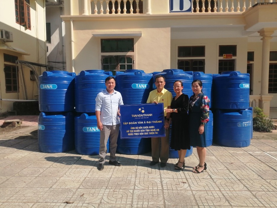 tan a dai thanh tang bon nuoc may loc nuoc ho tro nguoi dan vung lu nghe an hinh 4