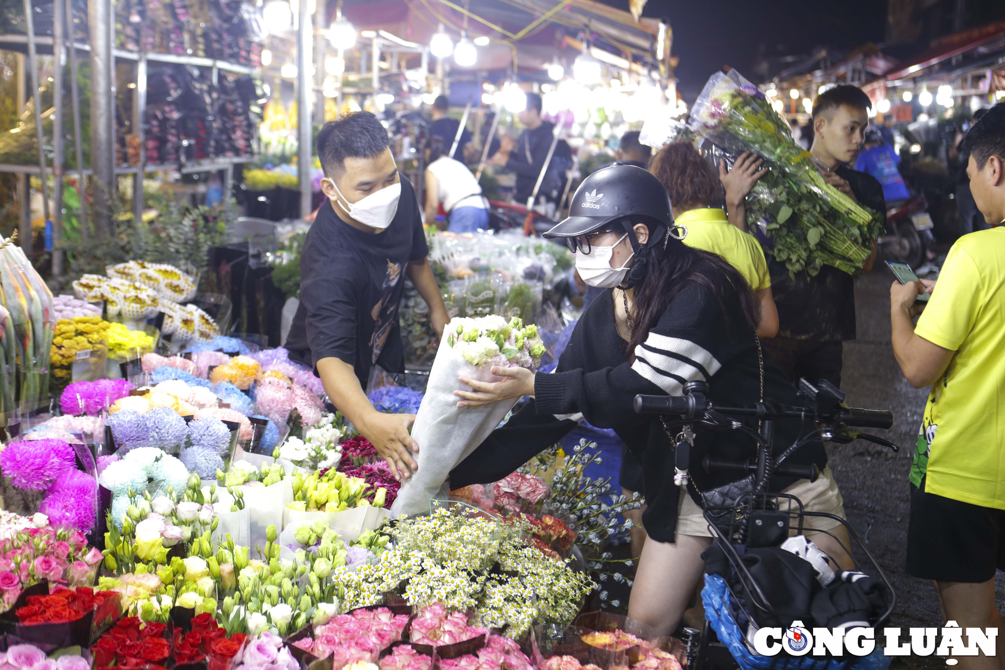 ha noi cam phuong tien di chuyen vao nhieu tuyen pho tai quan hoan kiem hinh 1