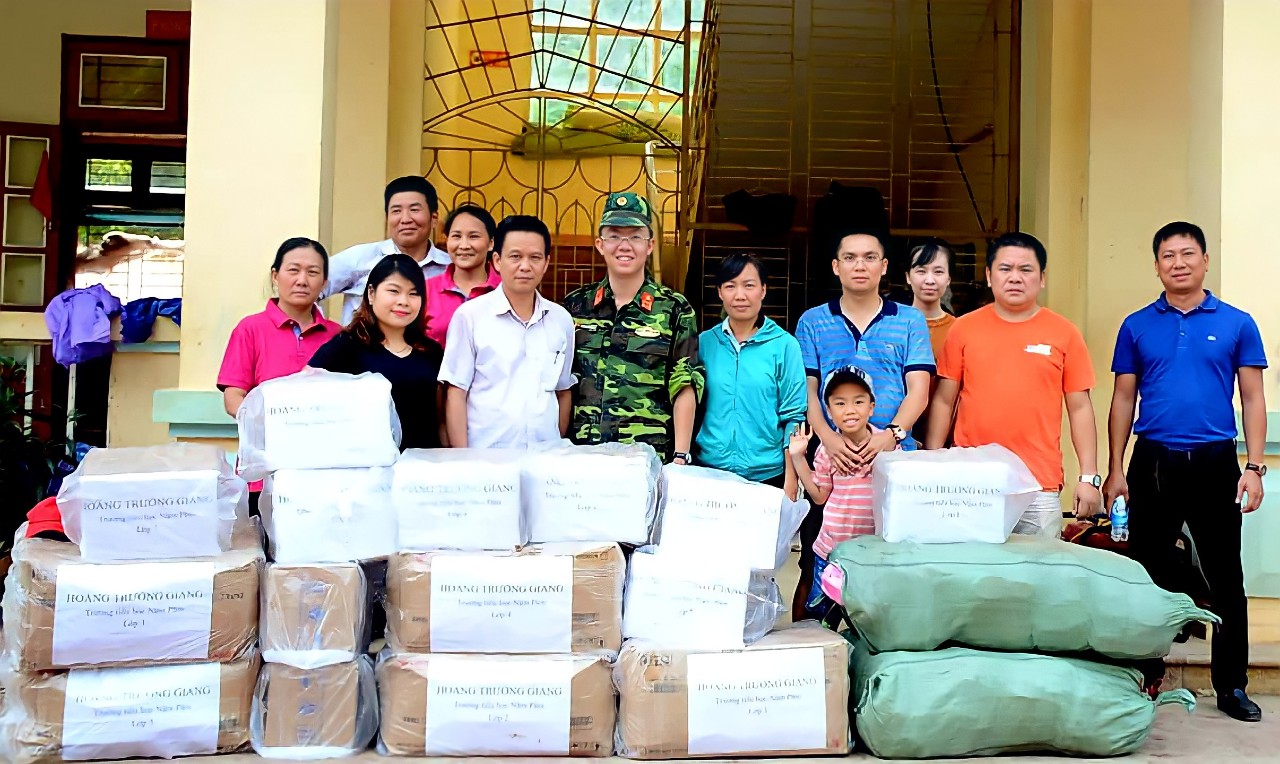 nha bao hoang truong giang tu thien chang chung to minh dac biet hay minh gioi dau hinh 9