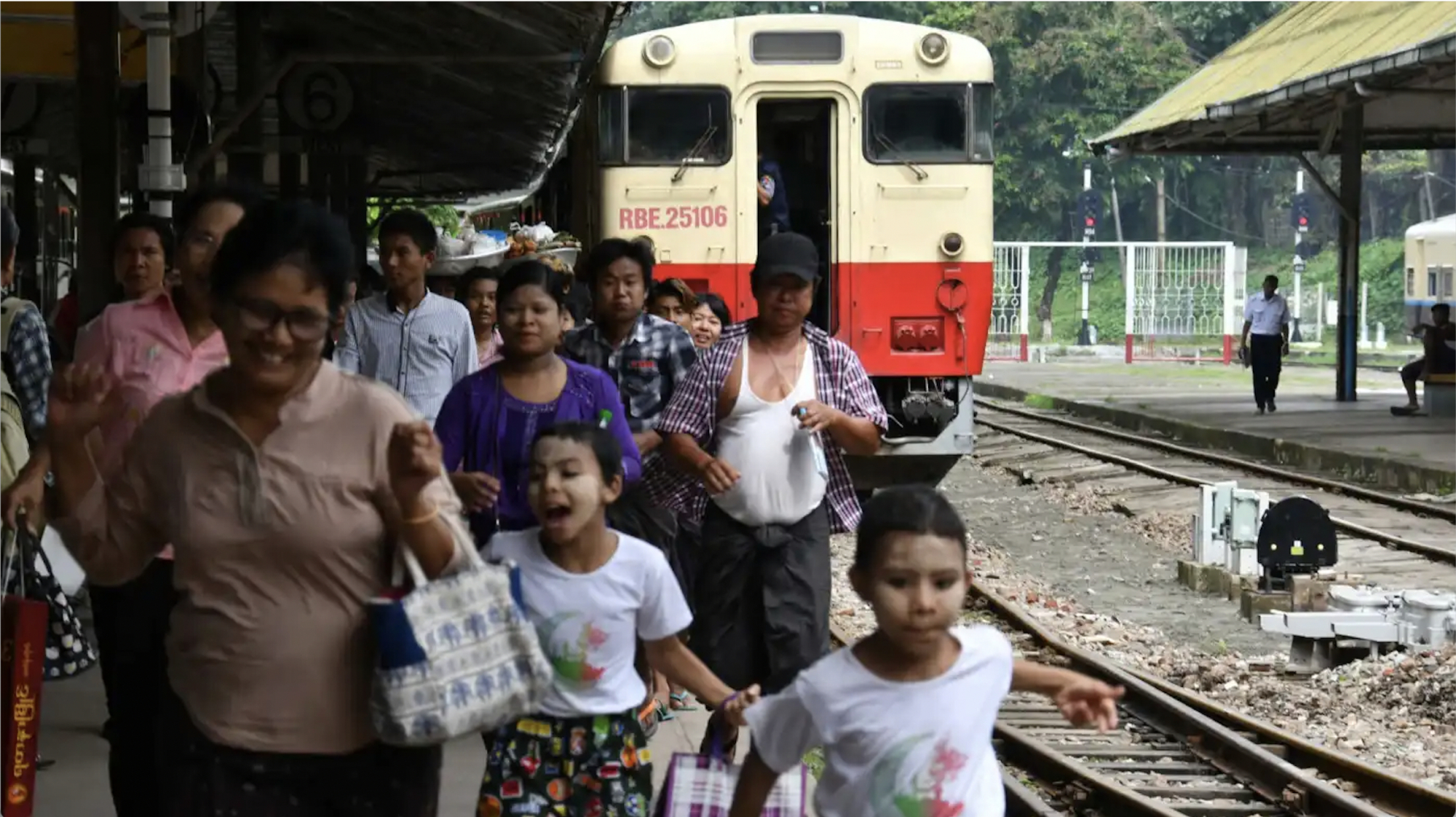 trung quoc mo duong toi an do duong bang mang luoi duong sat myanmar hinh 1