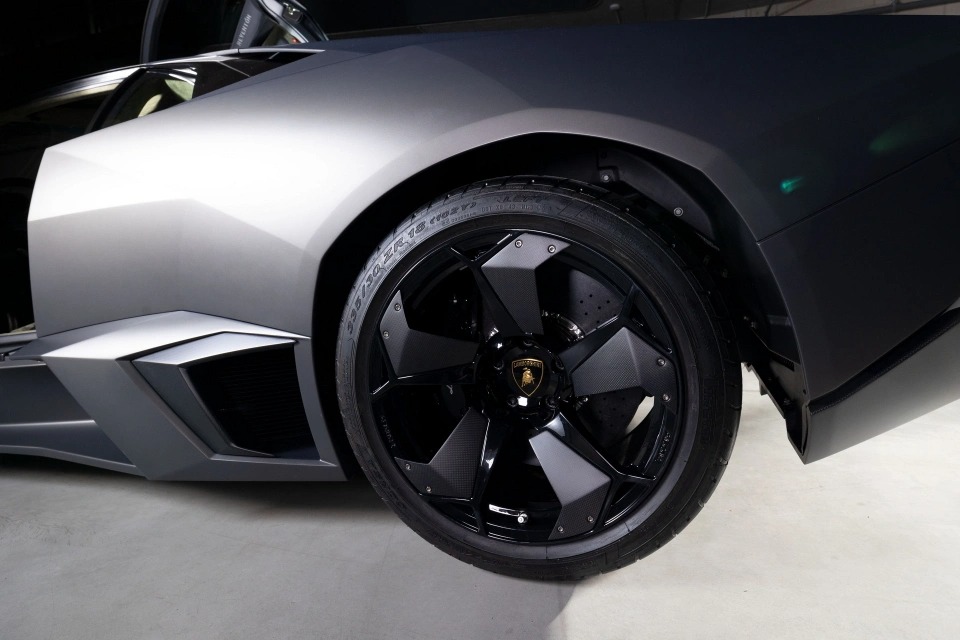 sieu pham lamborghini reventon duoc dau gia hinh 6