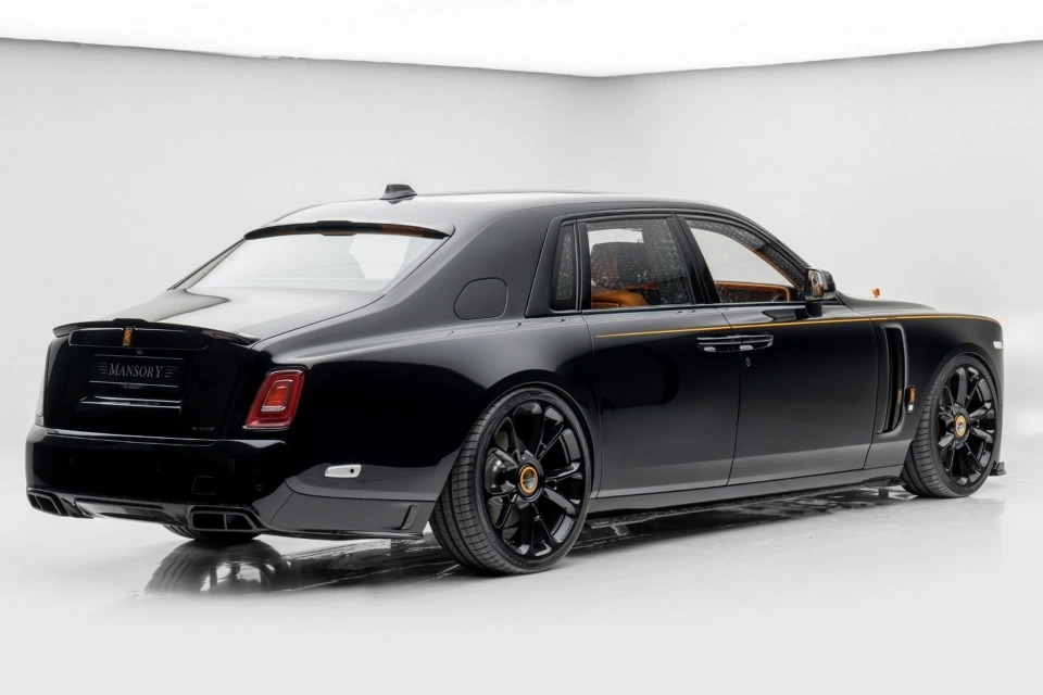 ban do cua rolls royce phantom duoc chao ban voi gia gan 1 trieu usd hinh 4