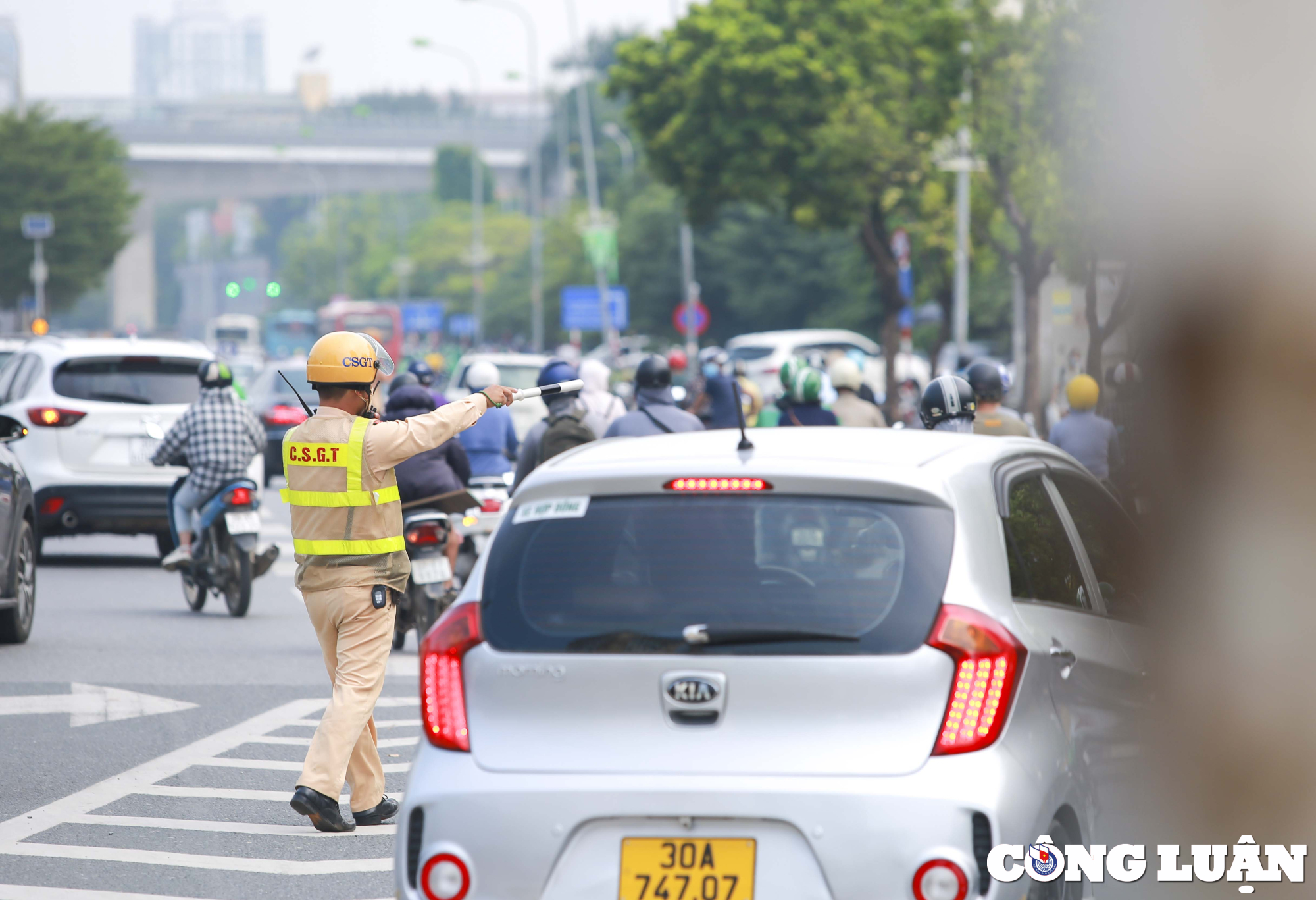 hinh anh canh sat giao thong su dung may quay tuan tra lien tuc tren vanh dai 3 hinh 11