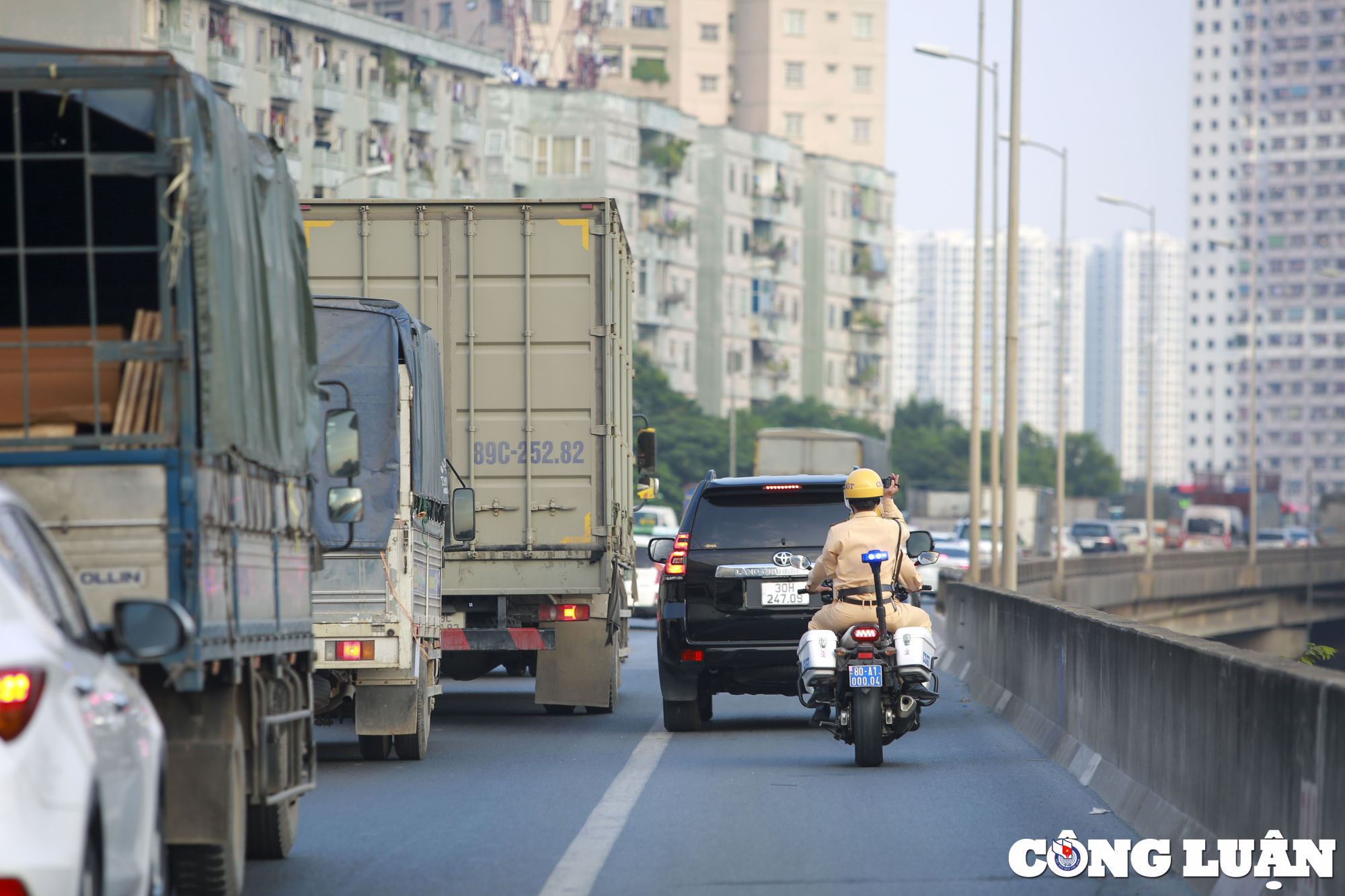 hinh anh canh sat giao thong su dung may quay tuan tra lien tuc tren vanh dai 3 hinh 6