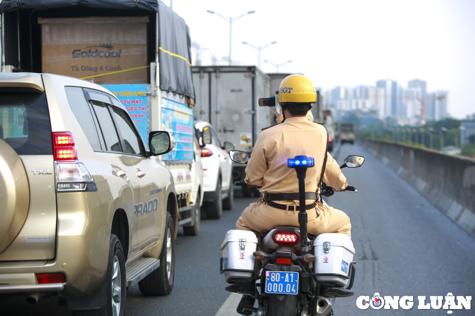 hinh anh canh sat giao thong su dung may quay tuan tra lien tuc tren vanh dai 3 hinh 5