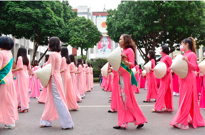 le hoi ao dai du lich ha noi nam 2022 dien ra vao dau thang 12 hinh 3