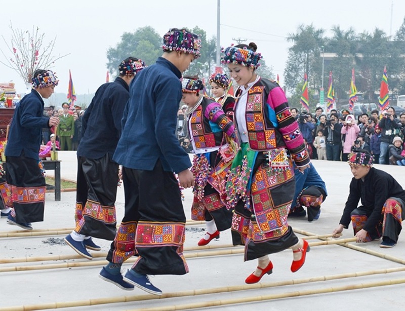 ngay hoi ket doan tai lang van hoa  du lich cac dan toc viet nam hinh 1