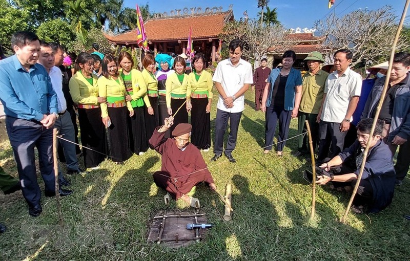 phu tho bao ton phong tuc cung tet com moi nguoi muong hinh 3