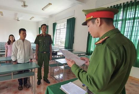 khoi to pho hieu truong truong cao dang cong thuong viet nam chi nhanh dak lak hinh 1