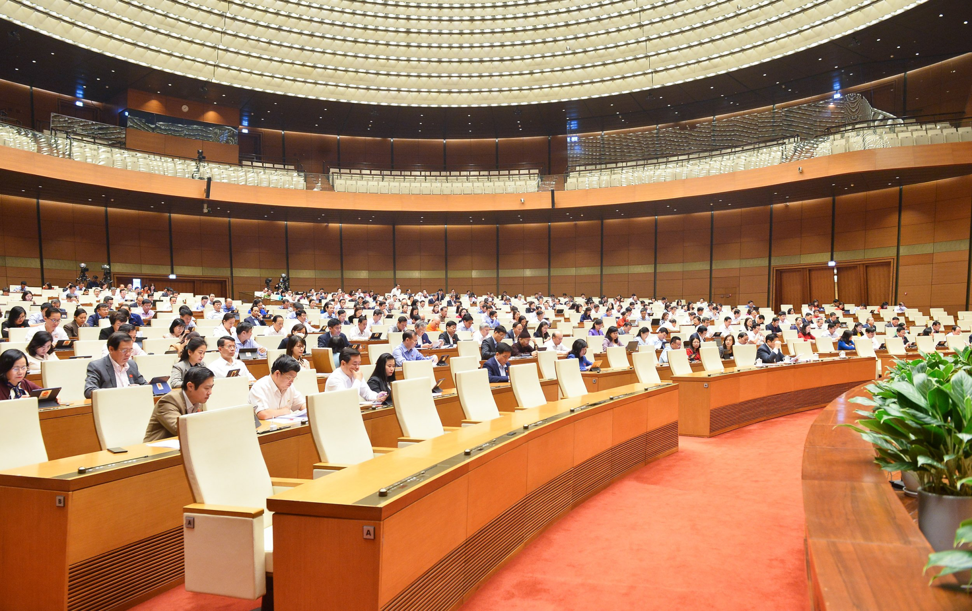 sua doi luat dau thau ngan chan hanh vi tieu cuc tham nhung trong hoat dong dau thau hinh 4