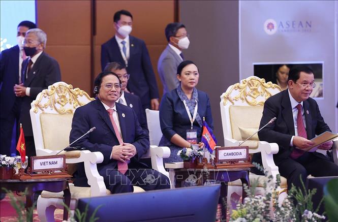 thu tuong pham minh chinh tham du cac hoat dong dau tien trong khuon kho hoi nghi cap cao asean hinh 3