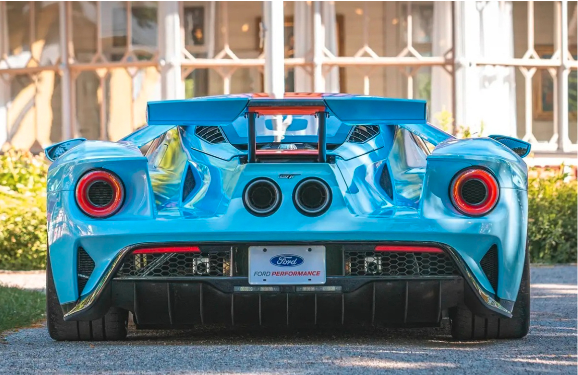 ford gt voi mau son doc duoc ban dau gia du kien gan 1 trieu usd hinh 7