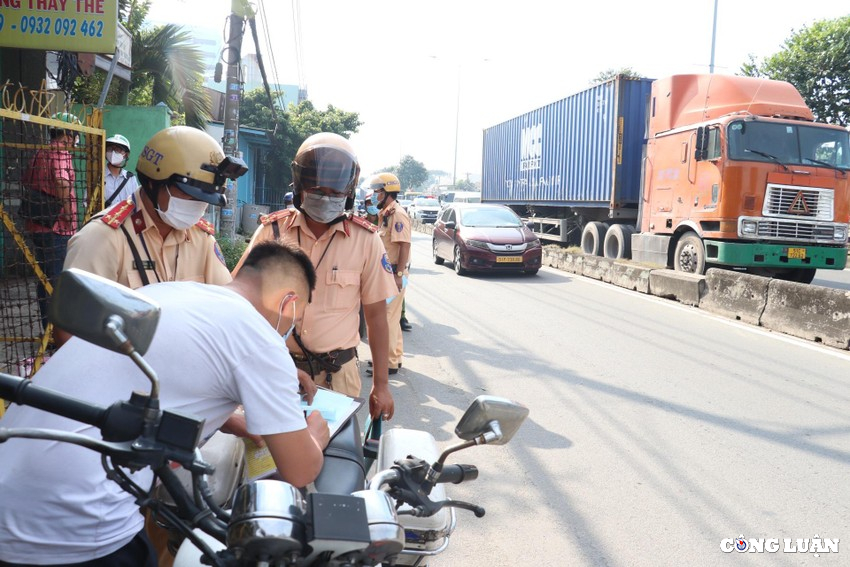 tp hcm ngay dau trien khai cao diem tet nguyen dan 2023 csgt xu ly hon 1000 vi pham hinh 1