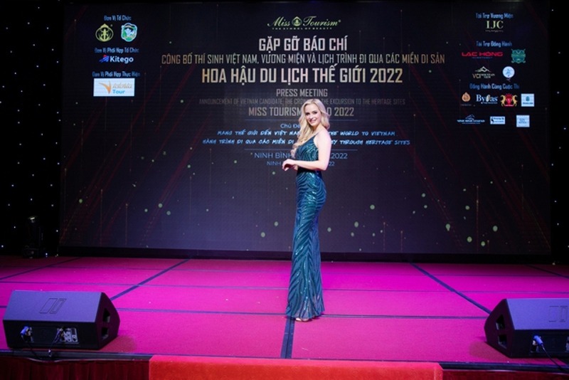 a hau huong ly dai dien viet nam thi hoa hau du lich the gioi 2022 hinh 6