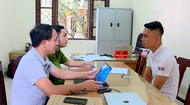 bo cong an canh bao toi pham danh bac bang hinh thuc ca do bong da tren khong gian mang hinh 1