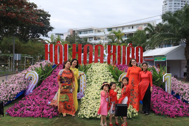 hoi hoa xuan nha trang  khanh hoa 2023 se dien ra trong 13 ngay hinh 1