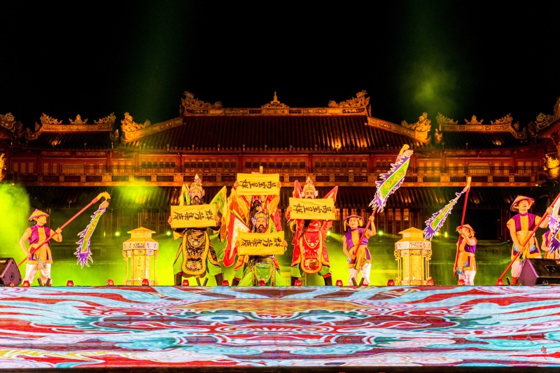 vu khuc giao hoa mo man festival hue mua dong 2022 hinh 2