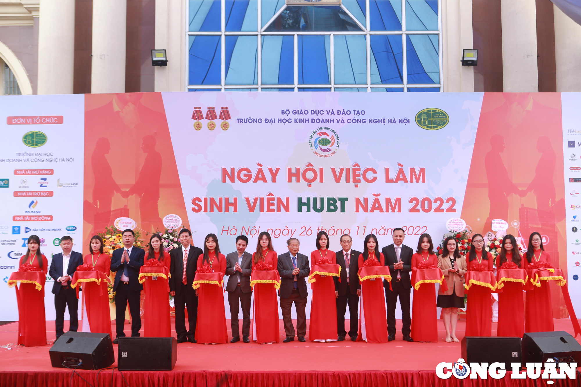 ha noi hon 6000 co hoi viec lam cho sinh vien nam cuoi hinh 3