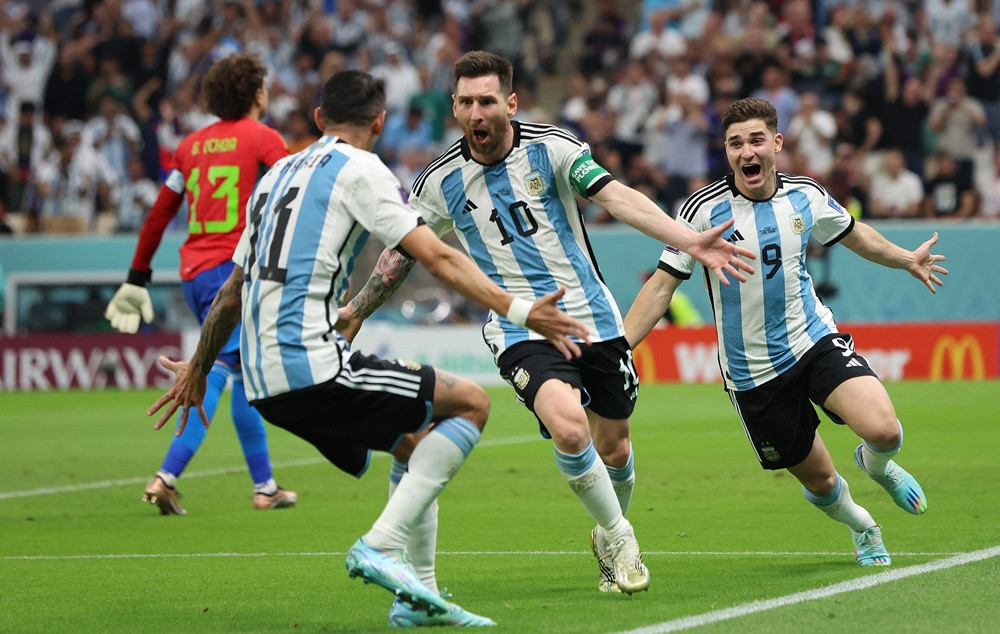 argentina 2 0 mexico messi thap lai hy vong di tiep cho argentina hinh 8