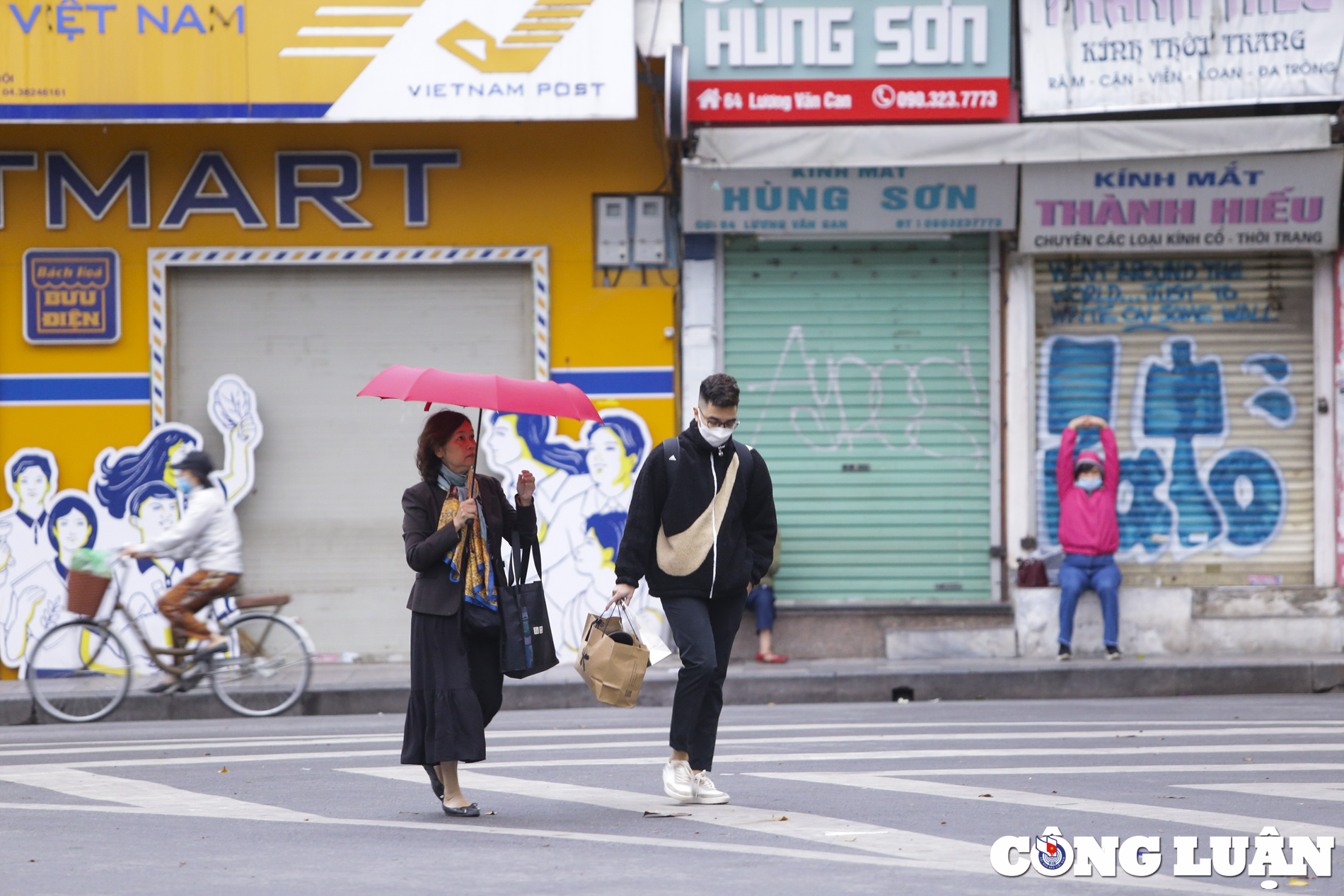 ha noi troi ret 15 do c nguoi dan ao am kin co ra duong hinh 4