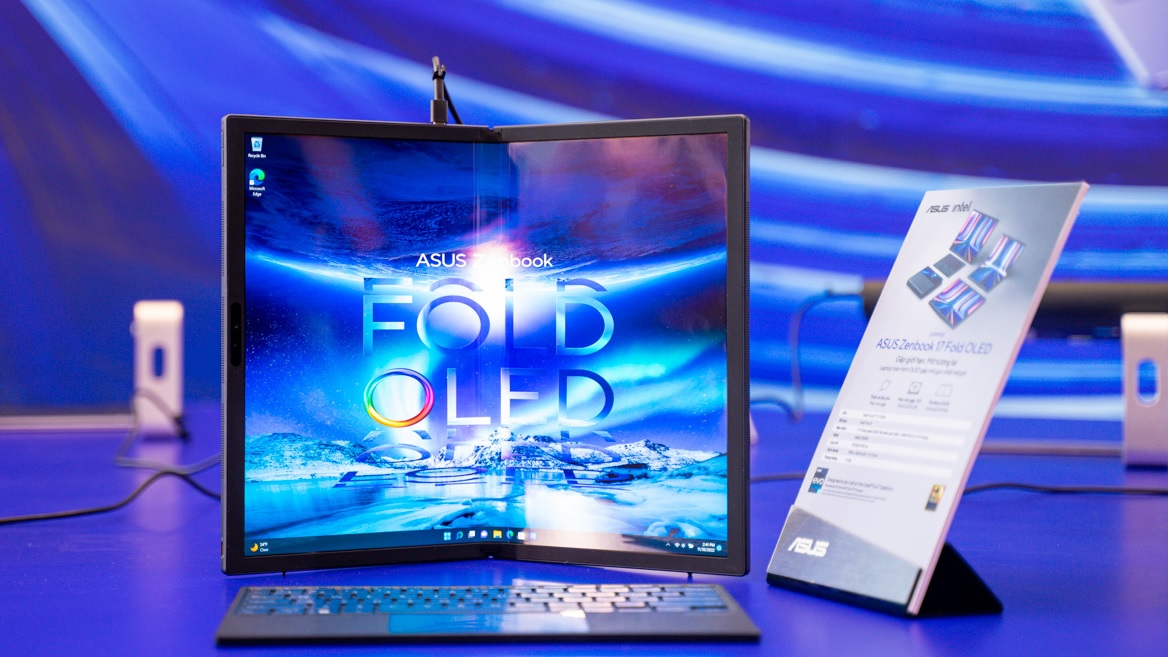 zenbook 17 fold oled duoc len ke tai viet nam hinh 1